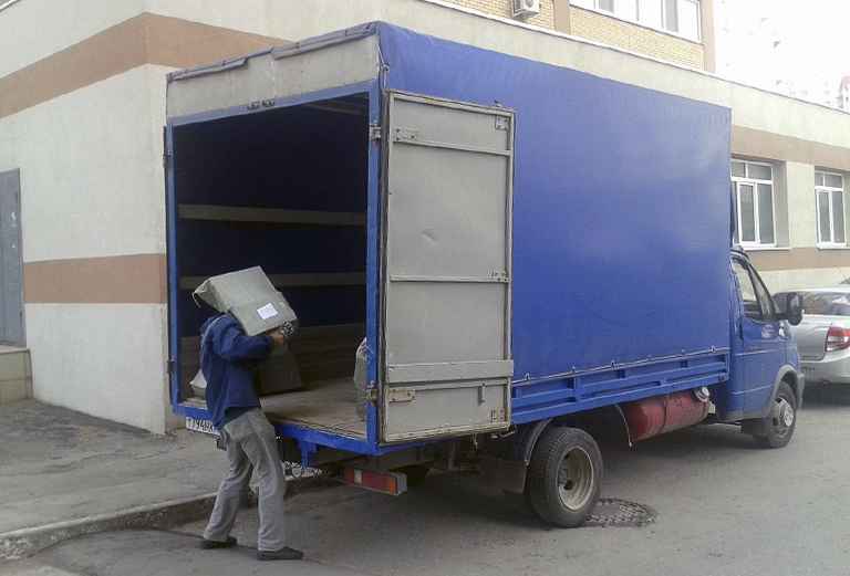 Стоимость транспортировки мебели, коробок, бытовой техники попутно из Канска в г.ильский Краснодарский Край